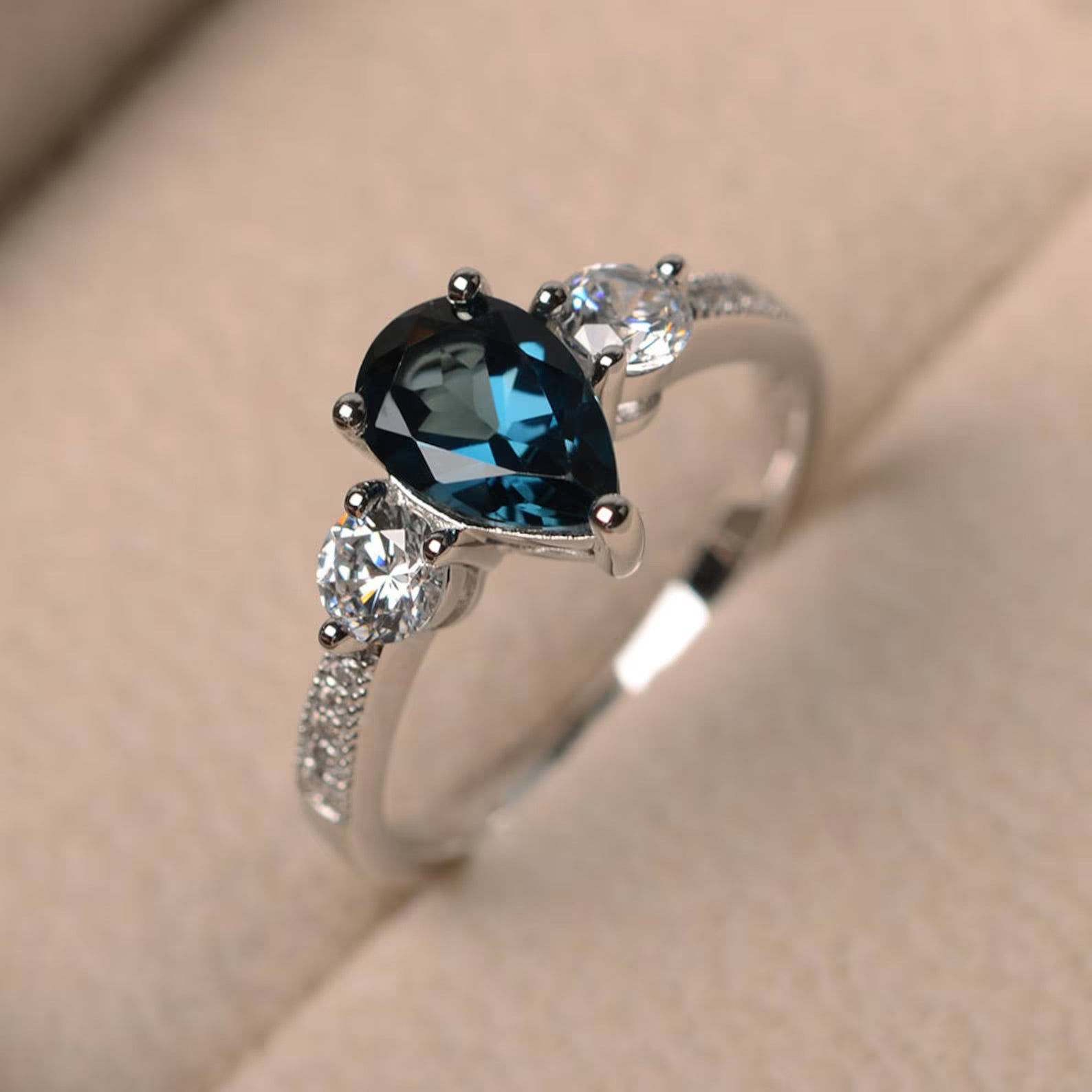 London Blue Topaz Pear Cut Stone Ring - ARTSY SILVER