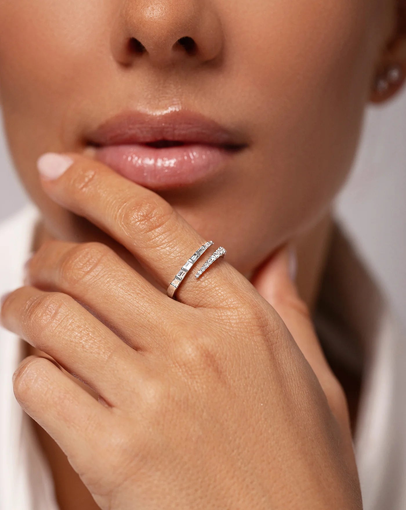 Diva Spark Zircon Silver Ring - ARTSY SILVER