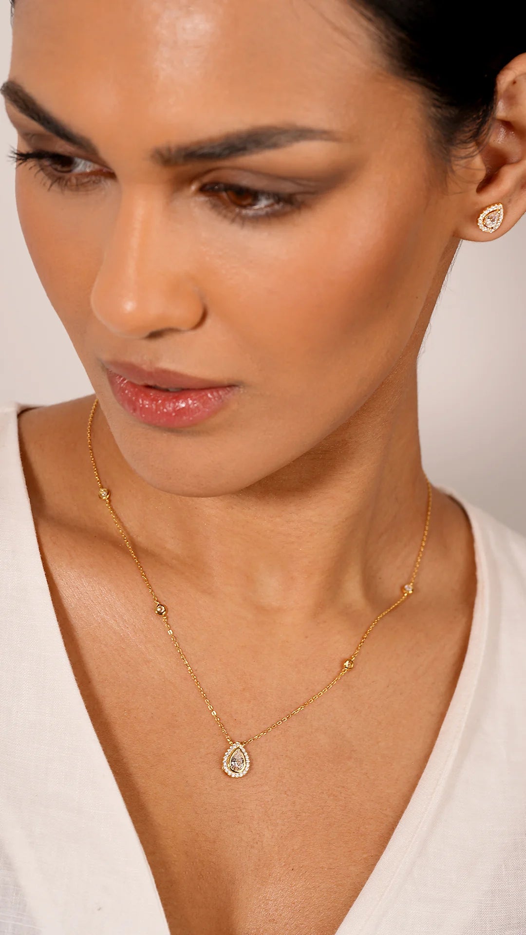 Gold Plated Pear Zircon Stone Necklace & Earrings Set - ARTSY SILVER