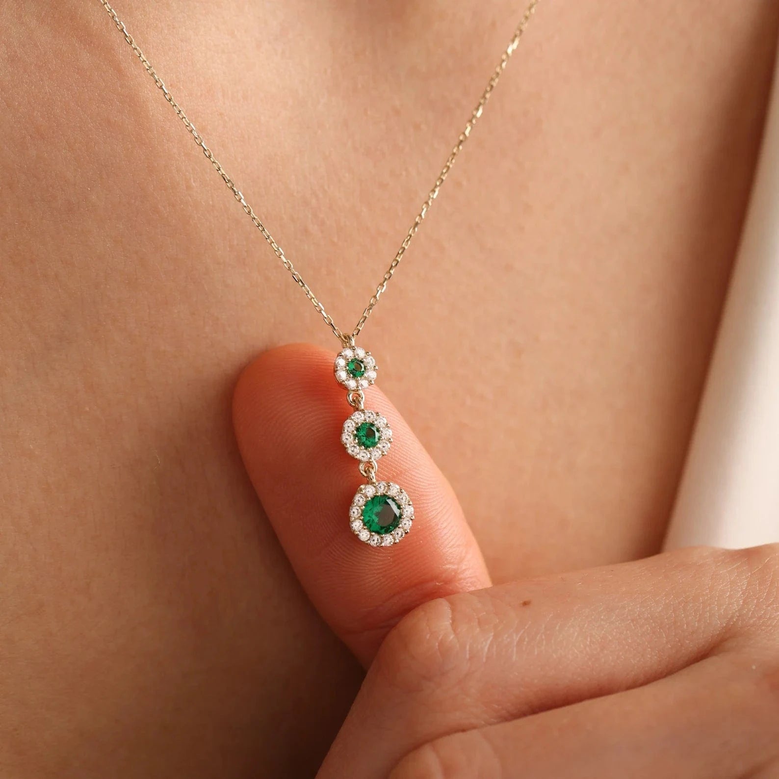 Three Wishes Emerald Stone Necklace - ARTSY SILVER