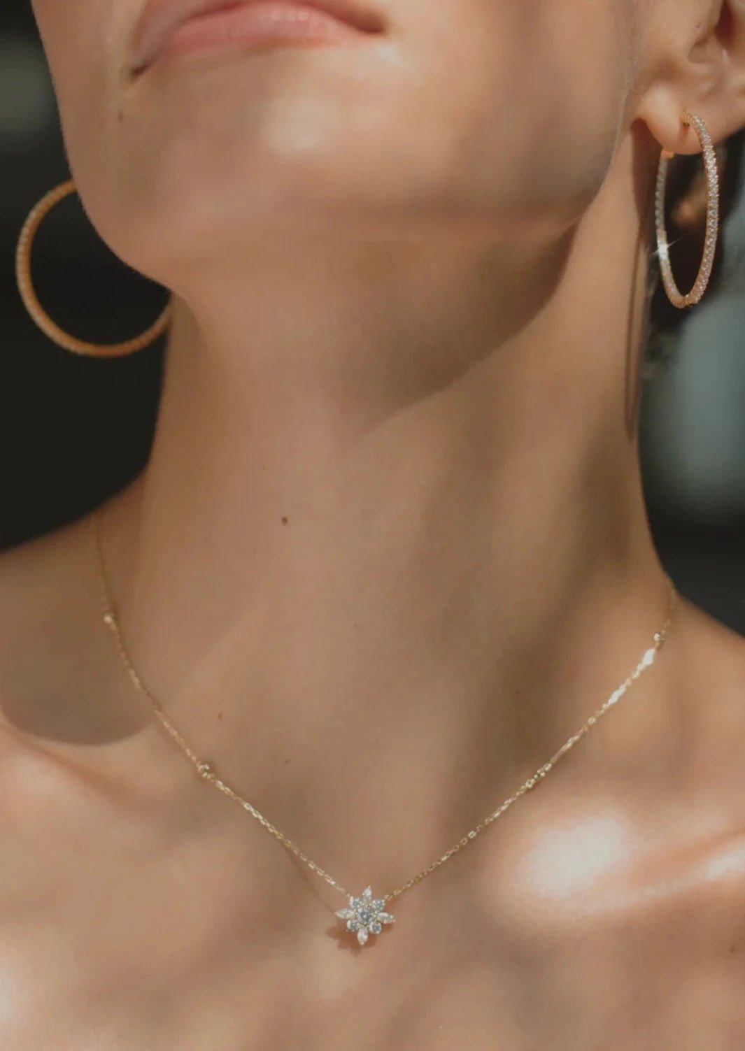 Gold Shine Necklace And Earrings Set - ARTSY SILVER
