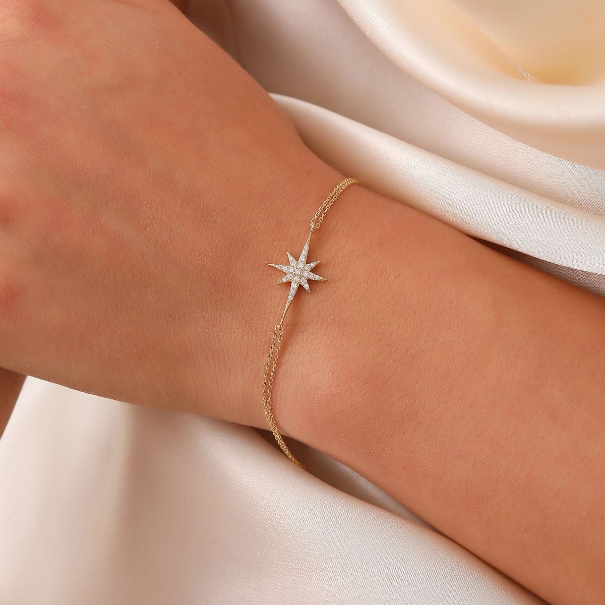 Fizzy Zircons Pole Star Bracelet - ARTSY SILVER