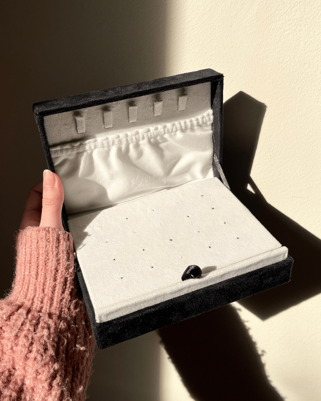 Artsy Jewelry Organizer - ARTSY SILVER
