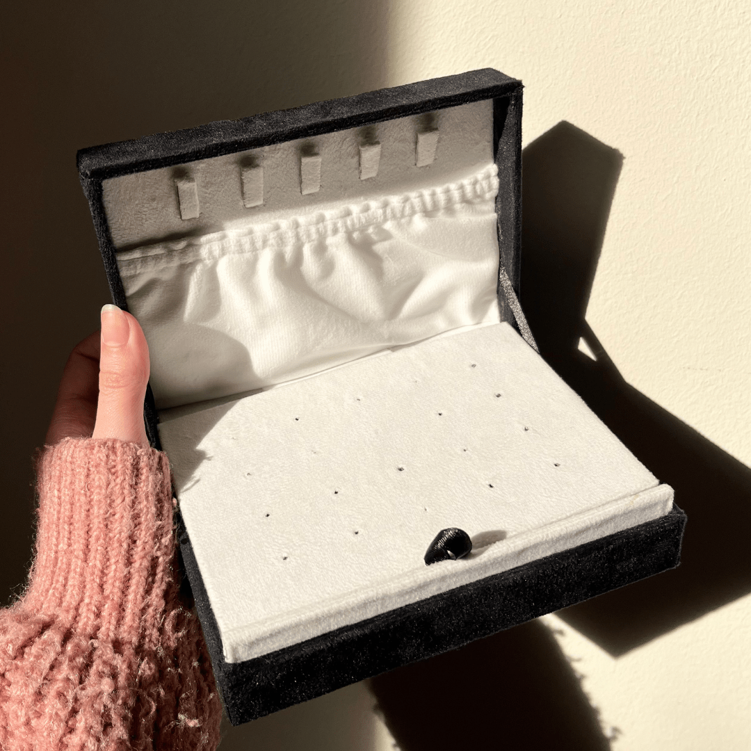 Artsy Jewelry Organizer - ARTSY SILVER