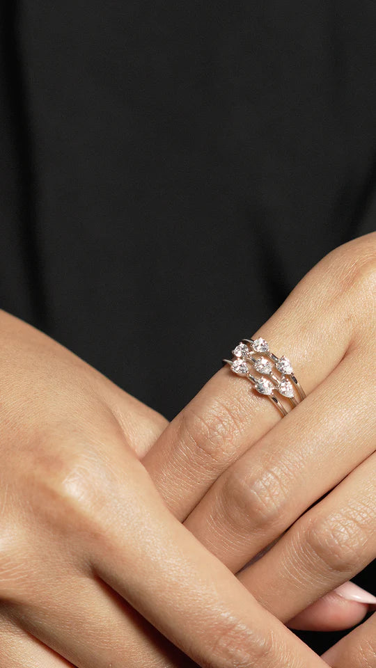 <tc>خاتم ال 7 حبات من حجر الزركون الأبيض </tc>