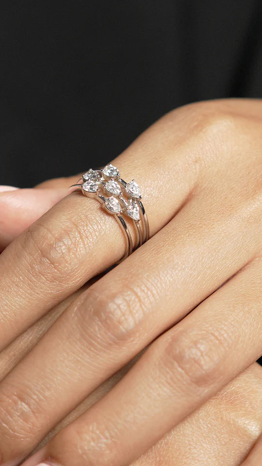 7 Pear Zircon Stones Ring Silver