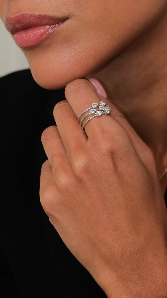 7 Pear Zircon Stones Ring Silver