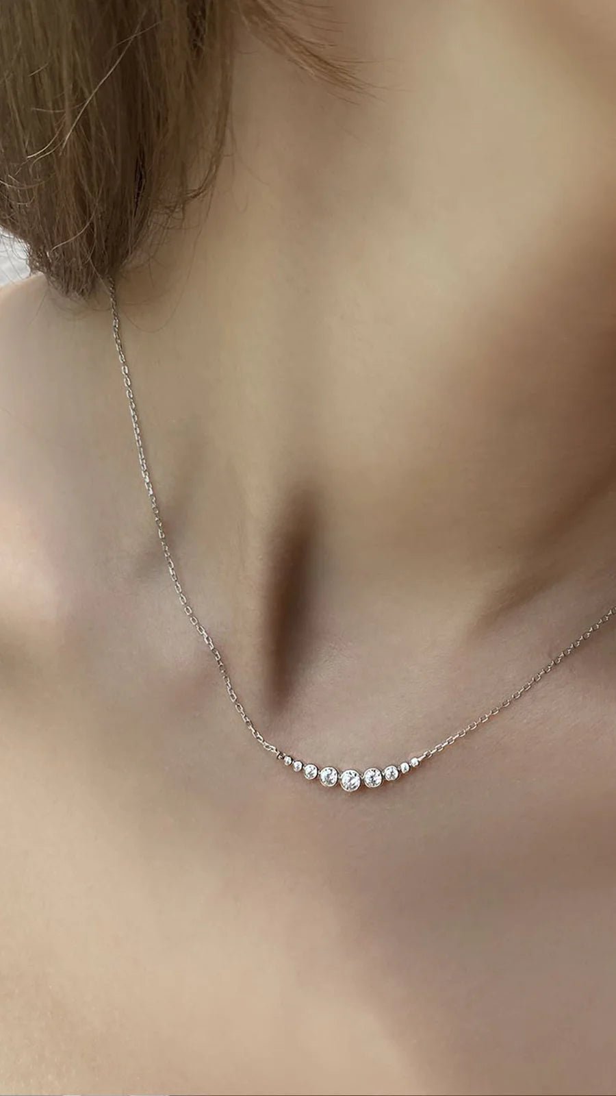 9 Round Sones Necklace Silver - ARTSY SILVER