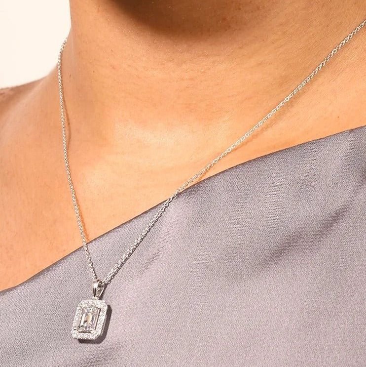 Alice Borderset Zircon Necklace - ARTSY SILVER