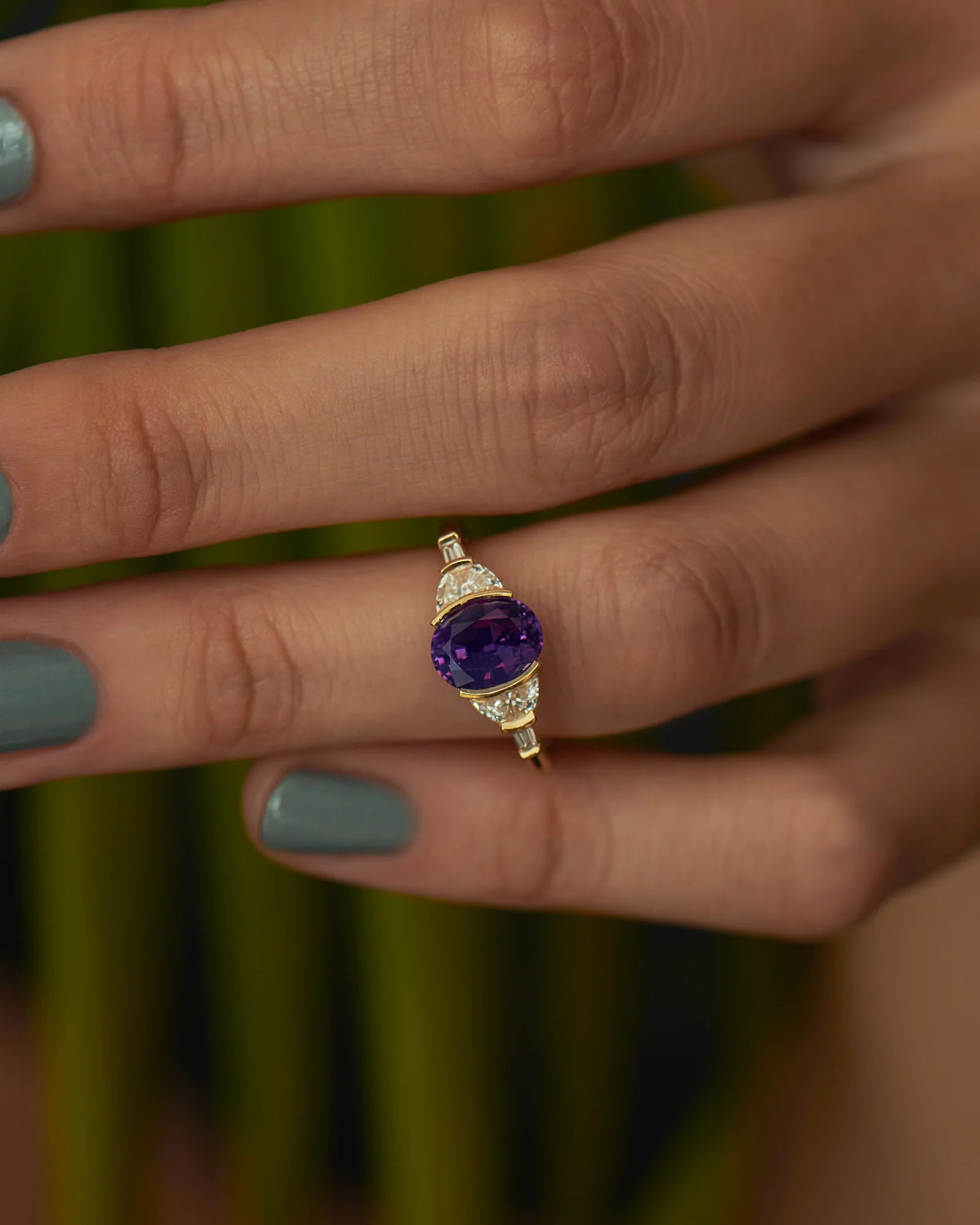 Sedna Amethyst Oval Cut Ring - ARTSY SILVER