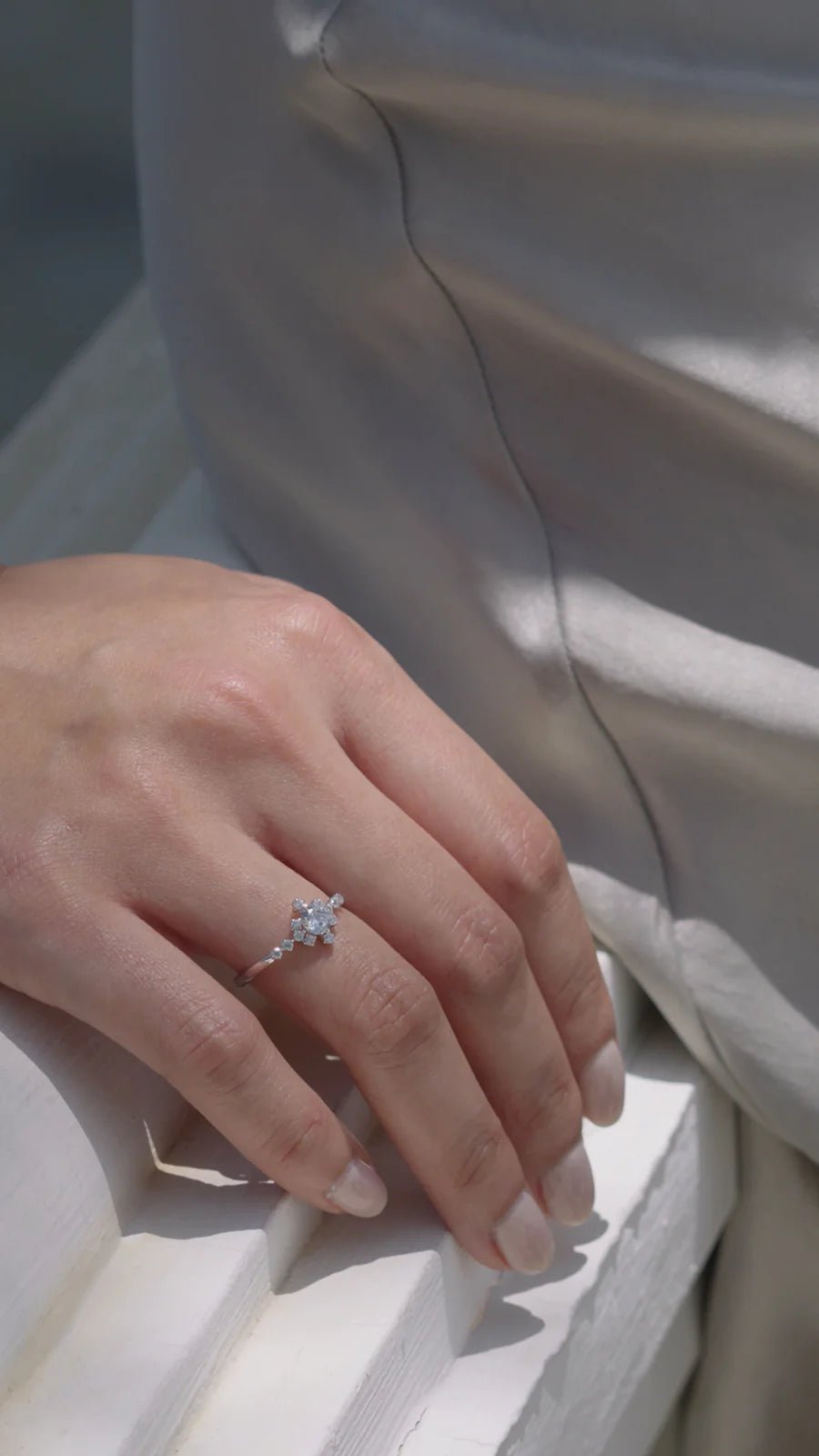 Amour Zircon Stones Silver Ring - ARTSY SILVER