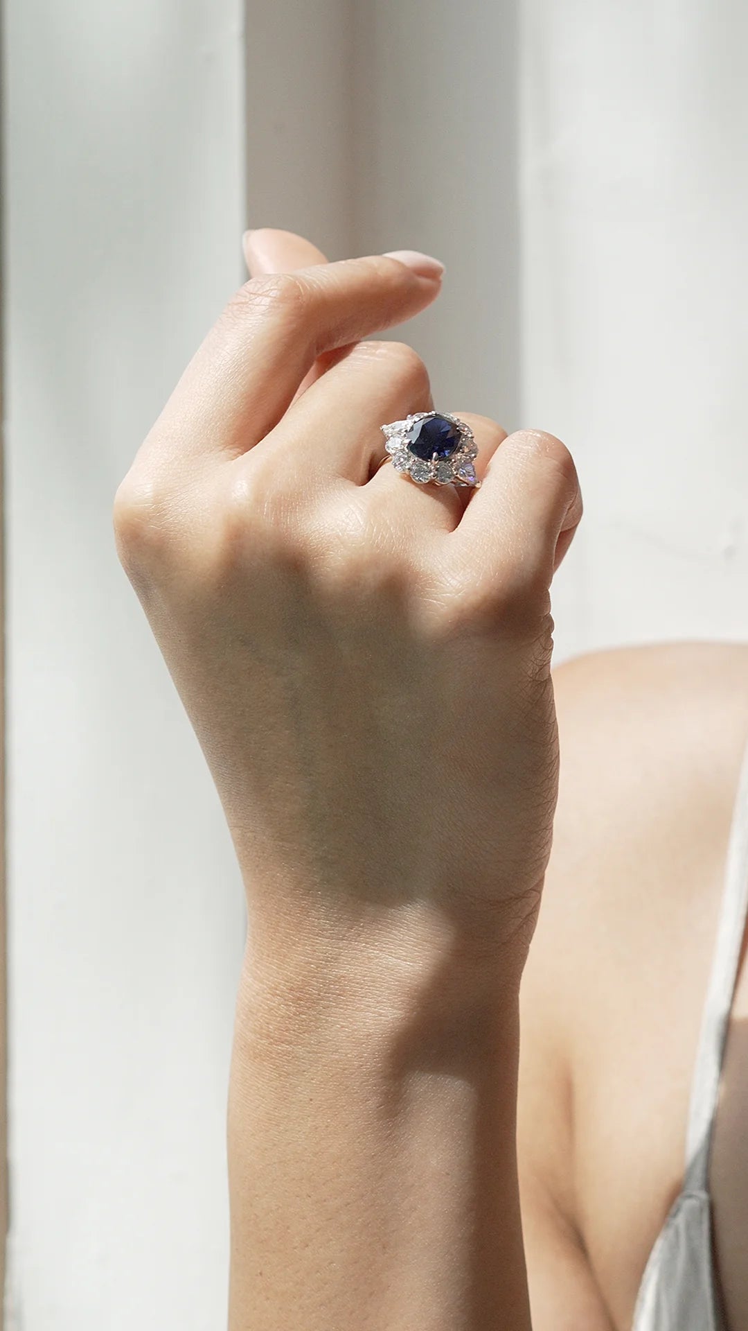 Art Deco Blue Sapphire Ring - ARTSY SILVER