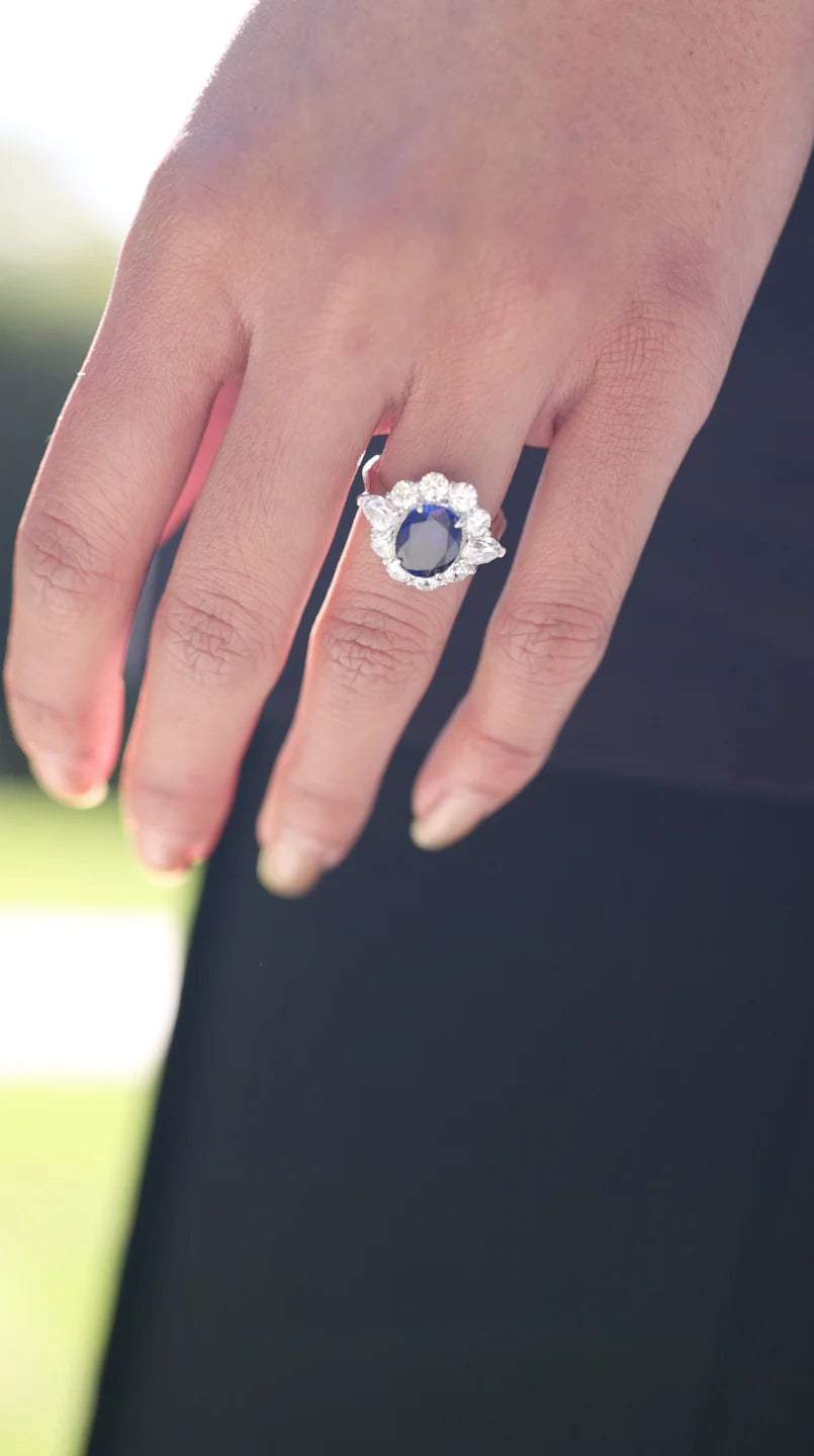 BLUE SAPPHIRE OVAL RING