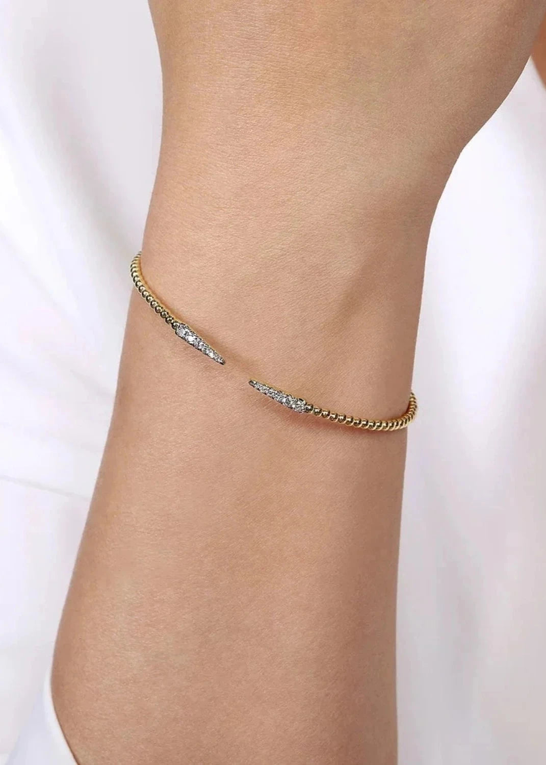 Charmed Arrow Beaded Zircon Bangle - ARTSY SILVER