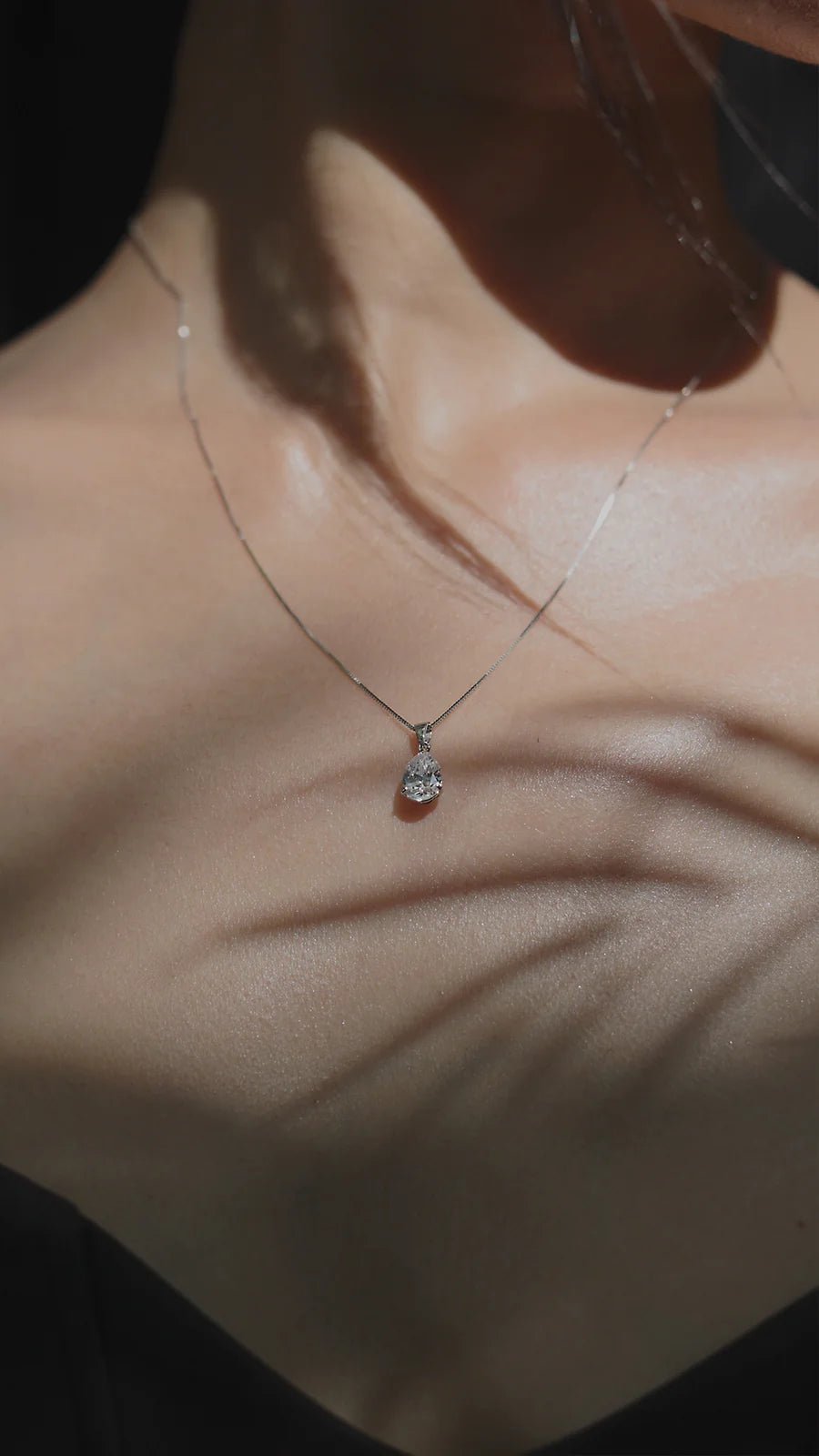 Chic Charm Silver Necklace - ARTSY SILVER