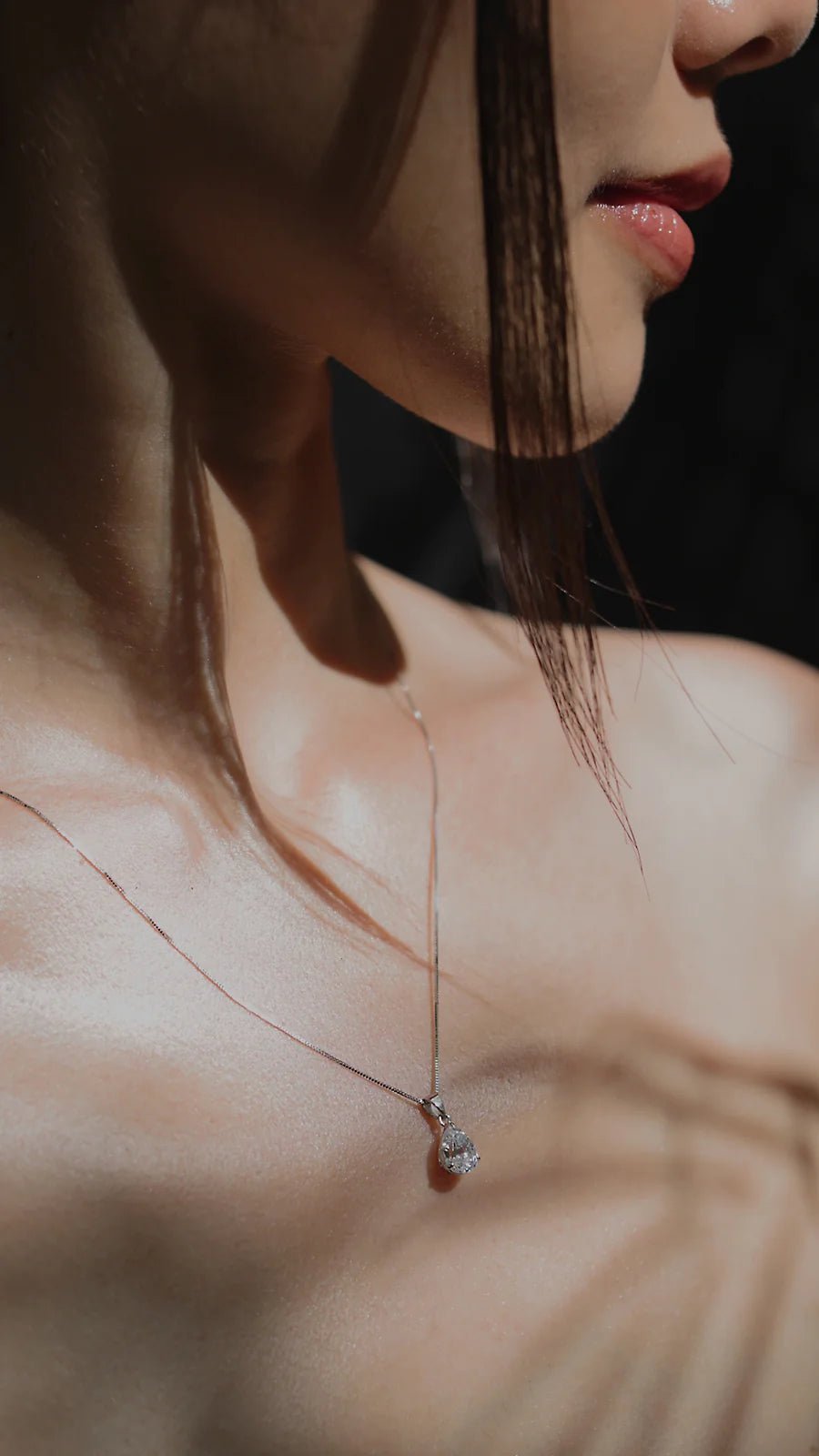 Chic Charm Silver Necklace - ARTSY SILVER