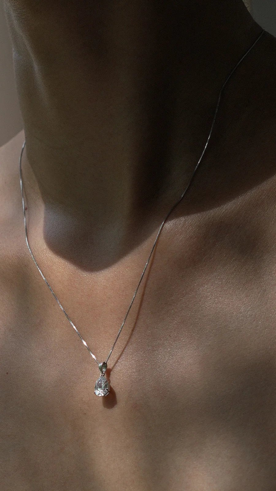 Chic Charm Silver Necklace - ARTSY SILVER