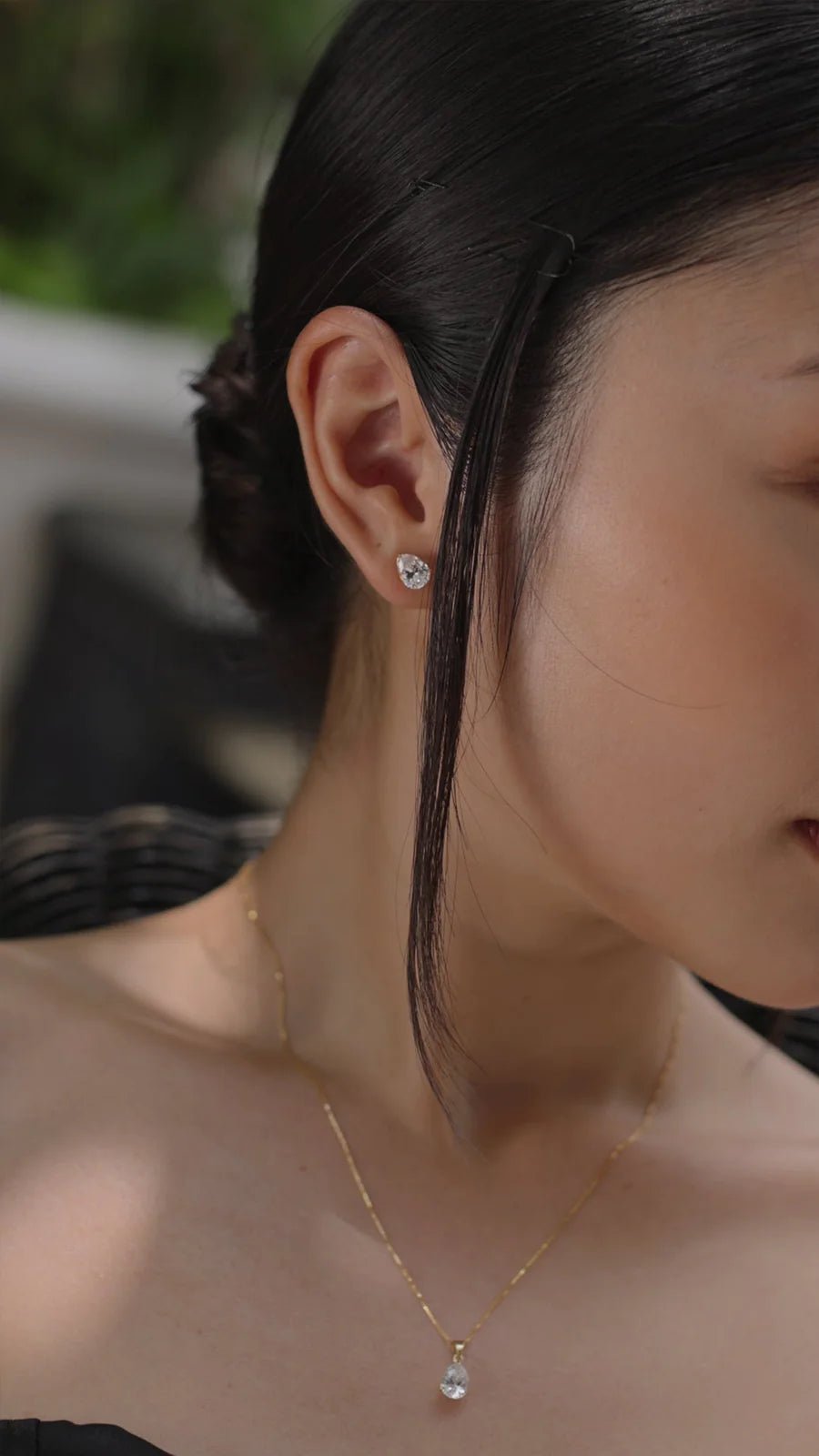 Chic Charm Gold Plated Necklace - ARTSY SILVER