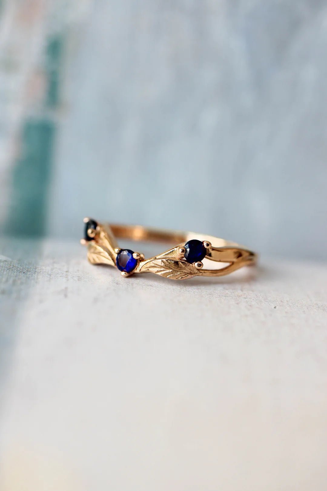Curved Blue Sapphire Stone Band - ARTSY SILVER
