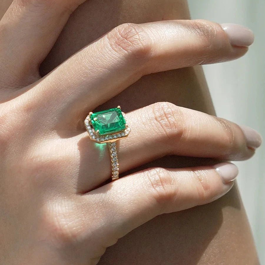 Emerald Stone Fancy Ring - ARTSY SILVER