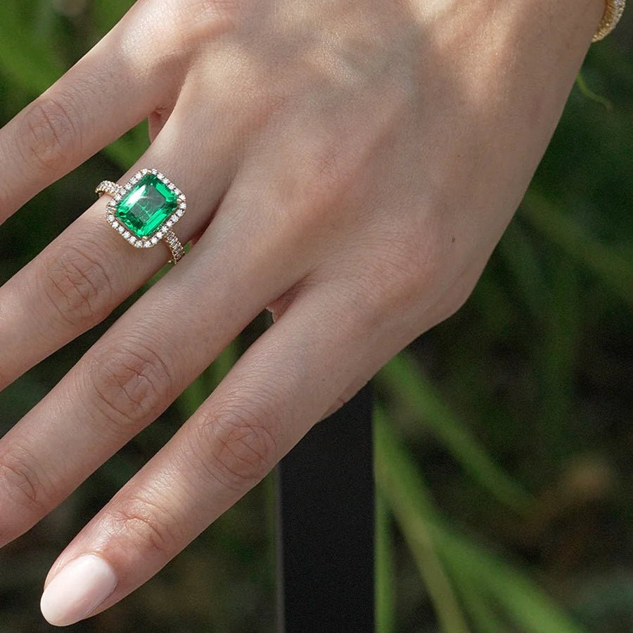 Emerald Stone Fancy Ring - ARTSY SILVER