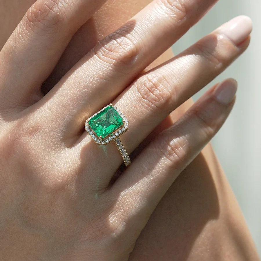 Emerald Stone Fancy Ring - ARTSY SILVER