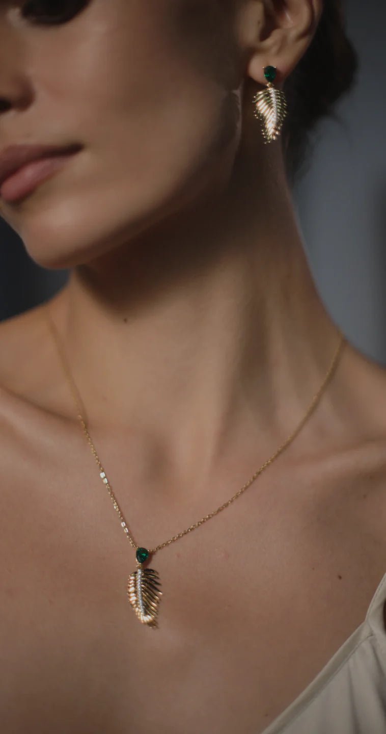Palma Emerald Stone Necklace - ARTSY SILVER