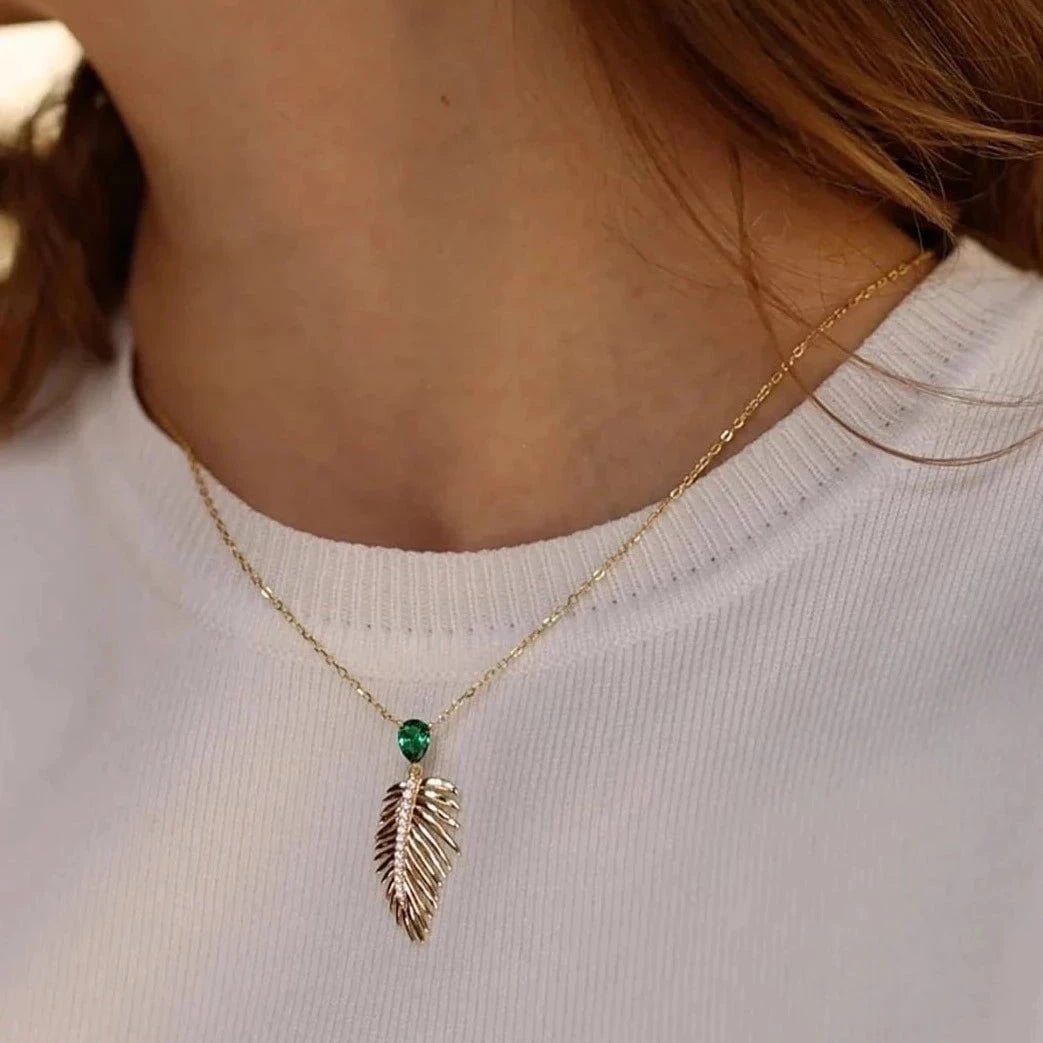 Palma Emerald Stone Necklace - ARTSY SILVER