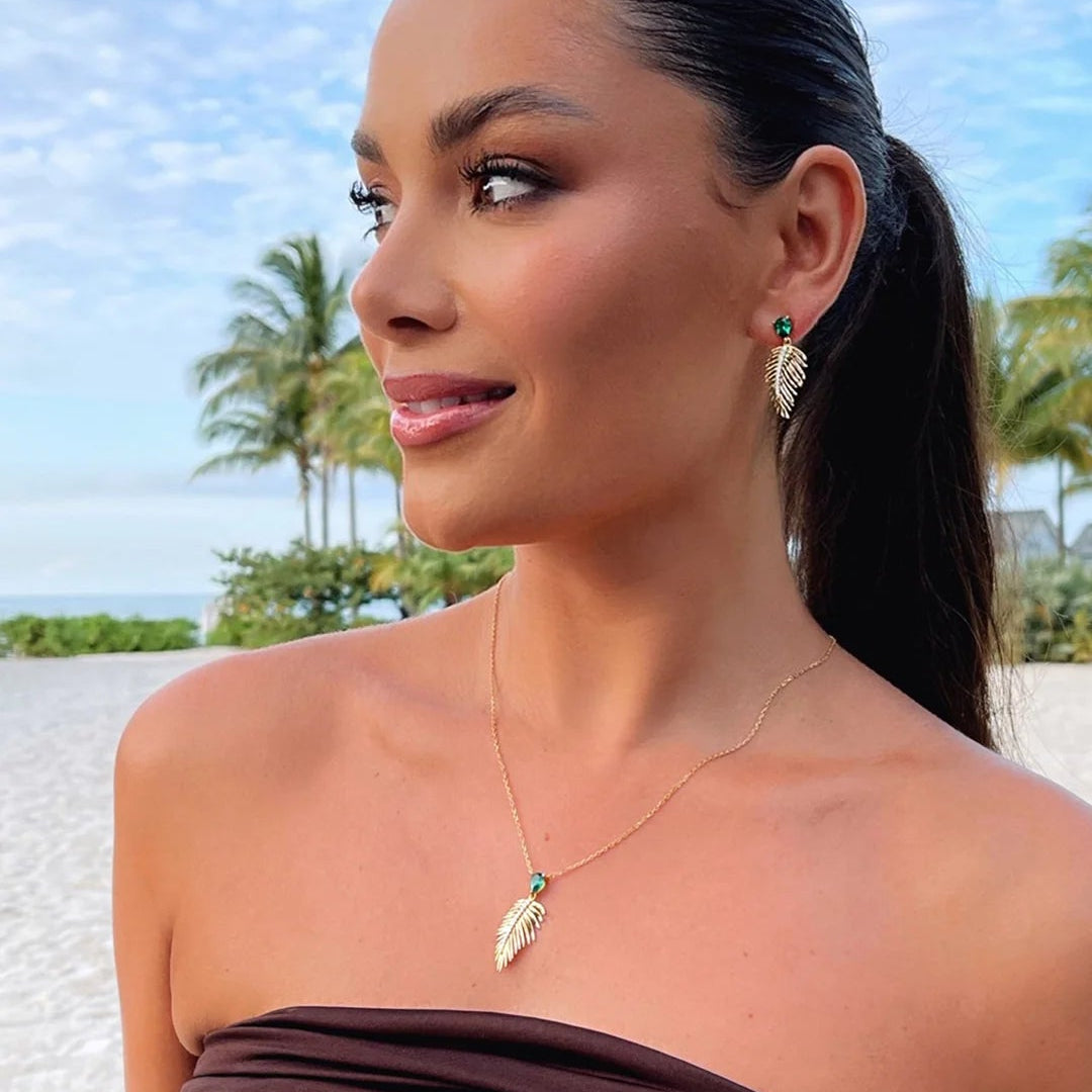 Palma Emerald Stone Necklace - ARTSY SILVER