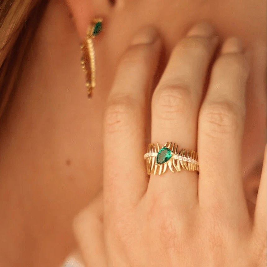 Emerald Stone Palma Ring - ARTSY SILVER