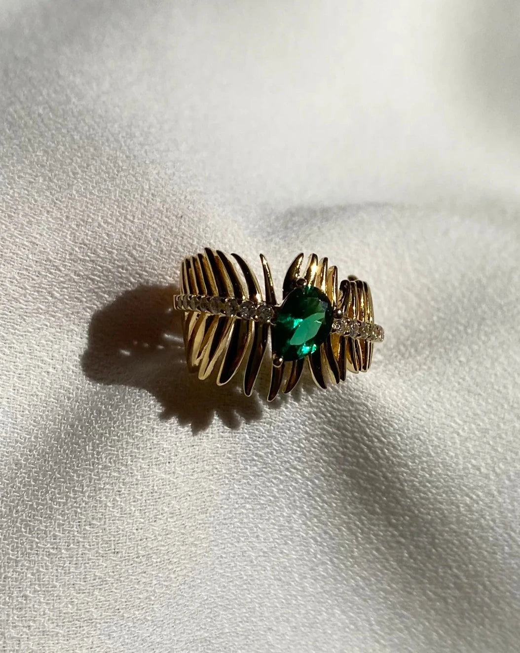 Emerald Stone Palma Ring - ARTSY SILVER