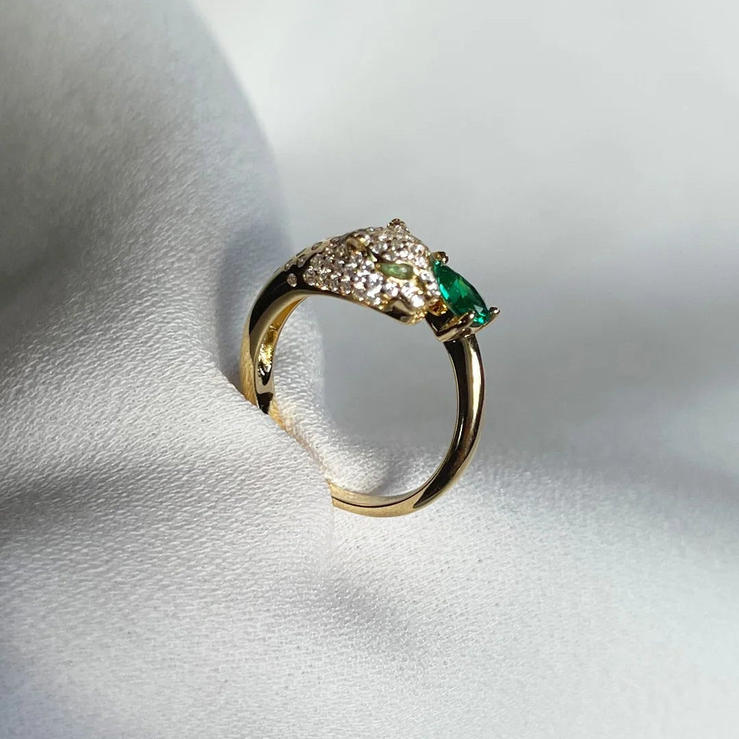 Emerald Stone Tiger Ring - ARTSY SILVER