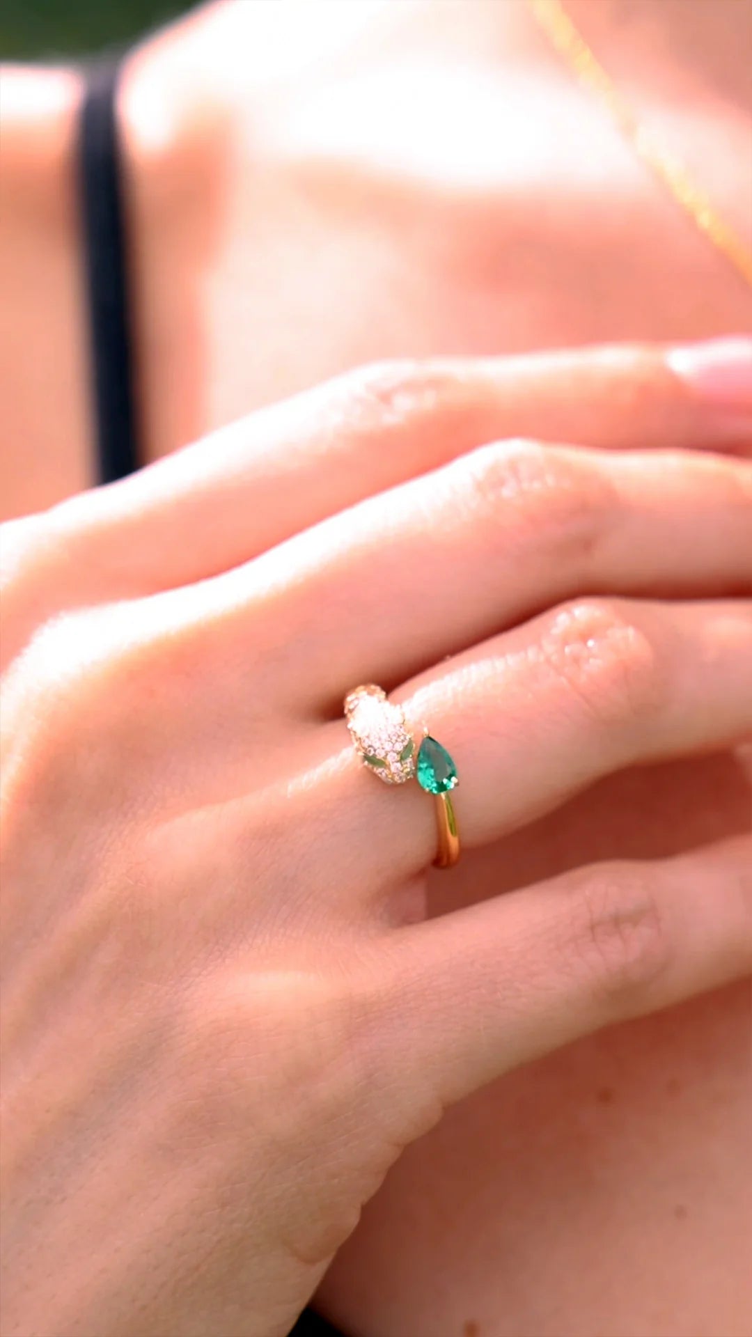 Emerald Stone Tiger Ring
