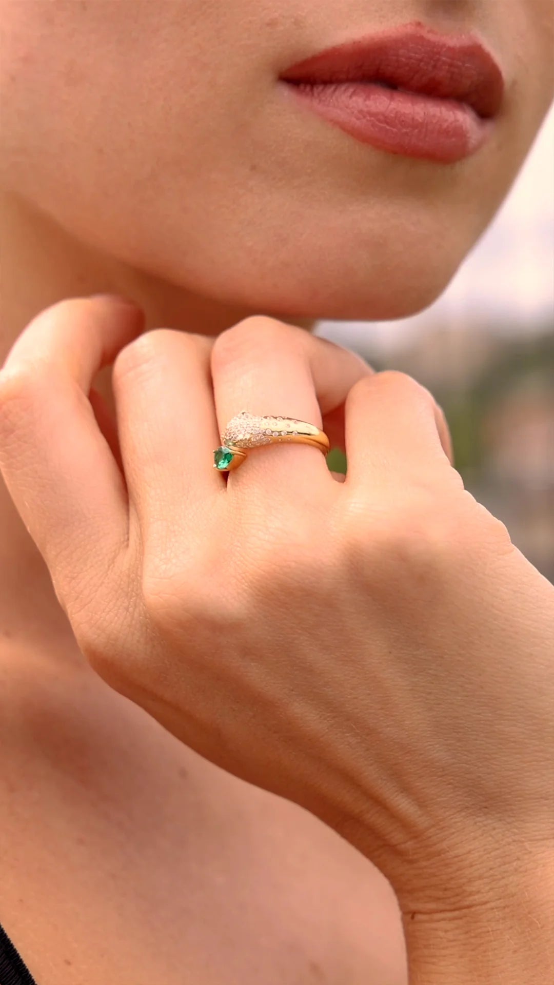 Emerald Stone Tiger Ring