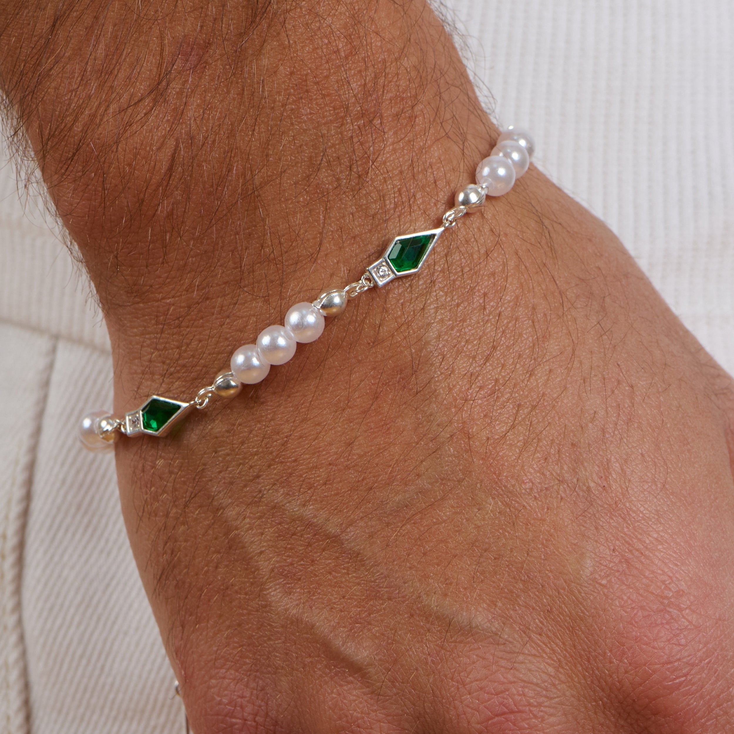Emerald Pearl Men’s Bracelet