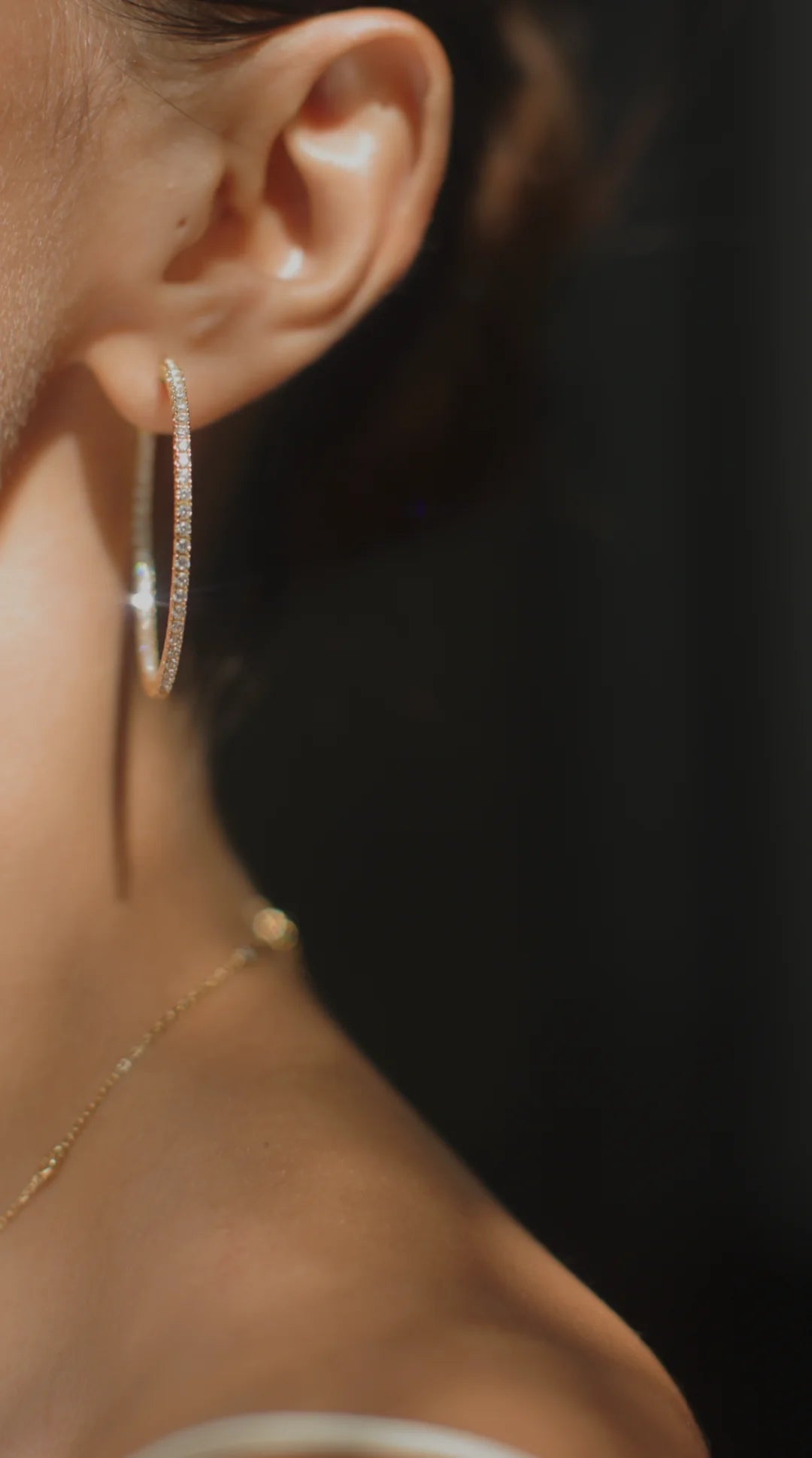 Art Of Dazzle Necklace And Earrings Set - ARTSY SILVER