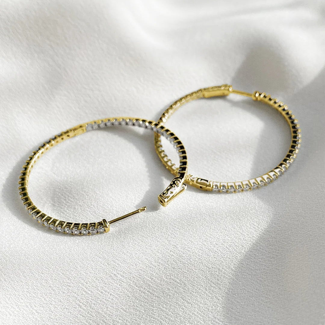 Art Of Dazzle Necklace And Earrings Set - ARTSY SILVER