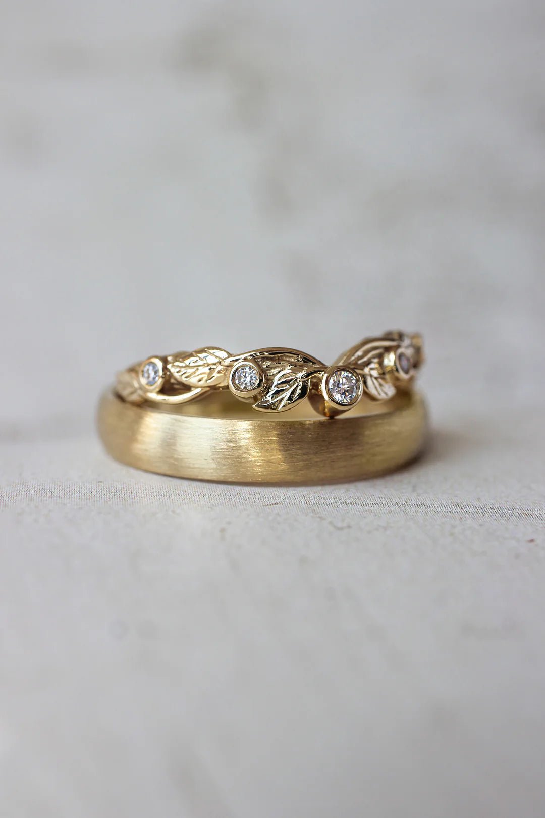Leaf & Luster Zircon Ring - ARTSY SILVER