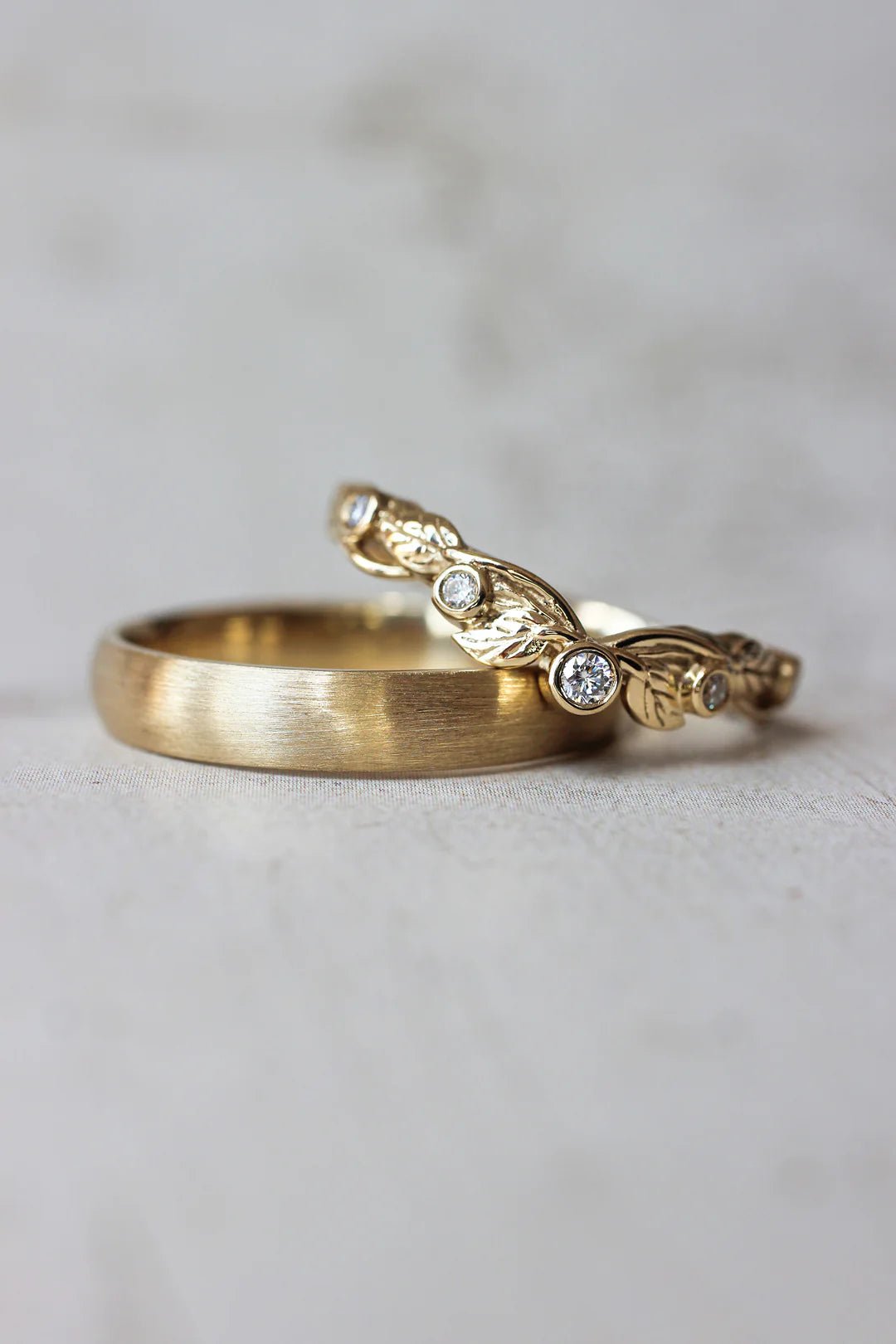 Leaf & Luster Zircon Ring - ARTSY SILVER