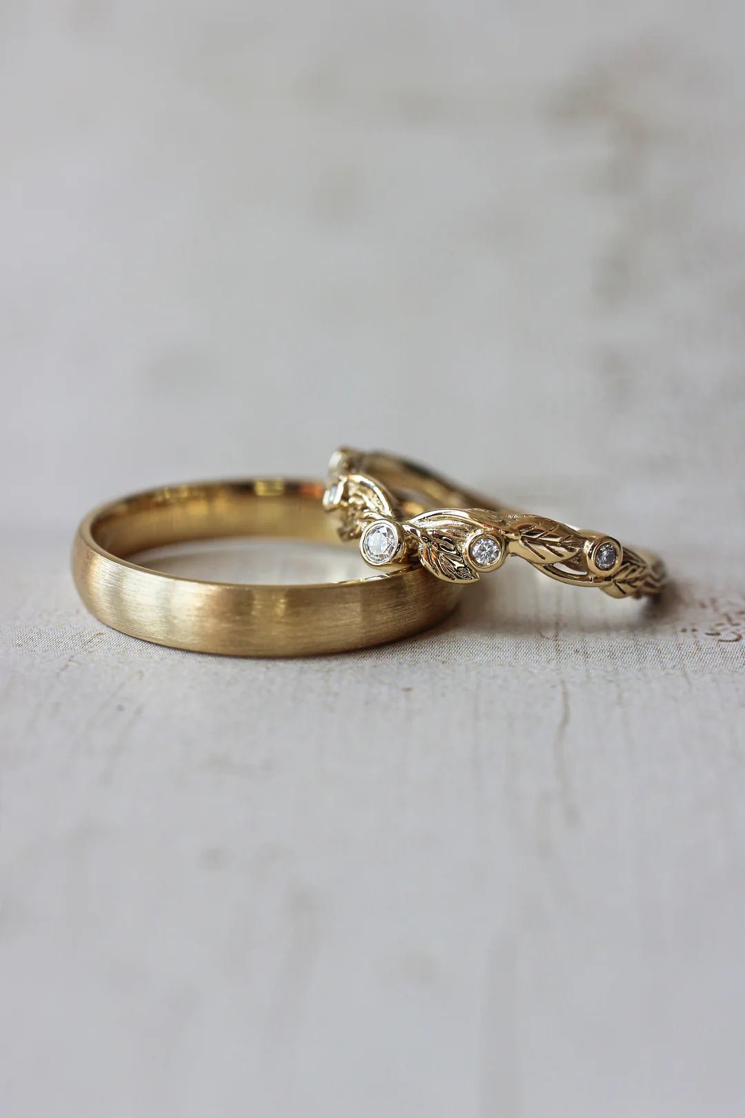 Leaf & Luster Zircon Ring - ARTSY SILVER
