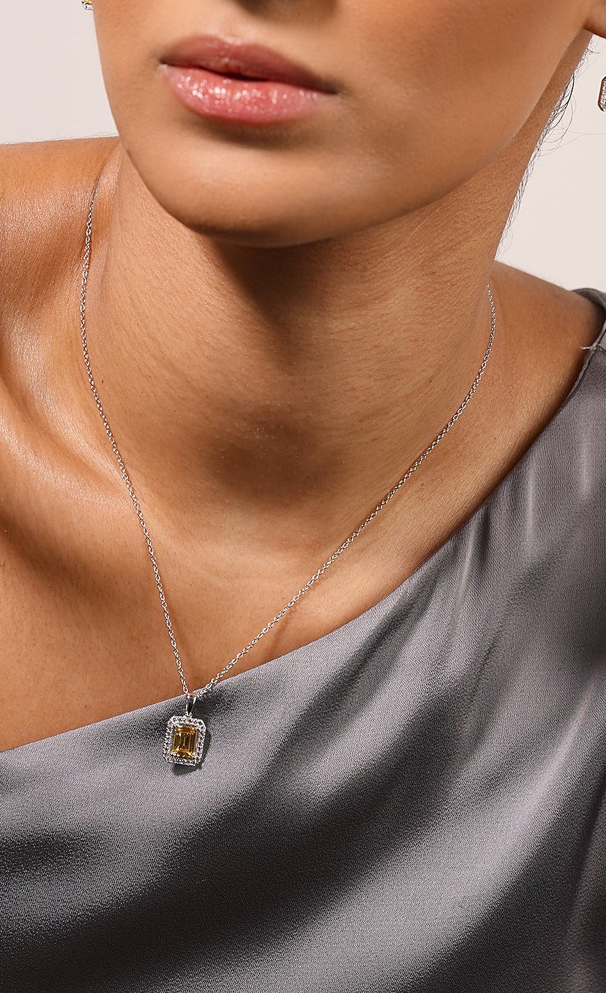 Leone Yellow Borderset Necklace - ARTSY SILVER