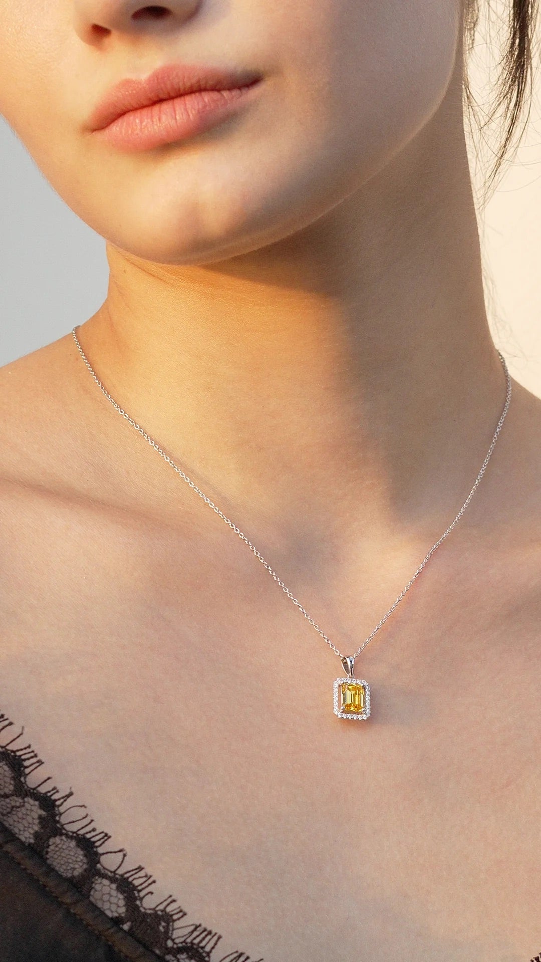 Leone Yellow Borderset Necklace - ARTSY SILVER