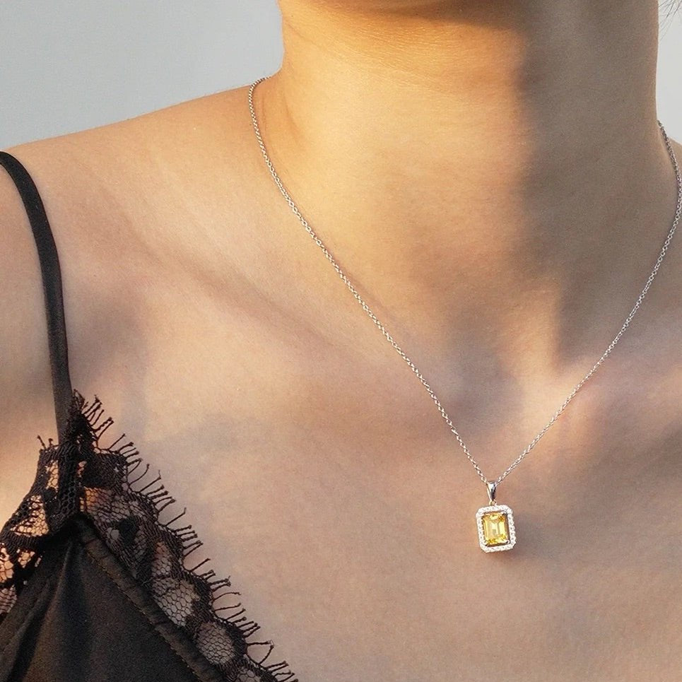 Leone Yellow Borderset Necklace - ARTSY SILVER