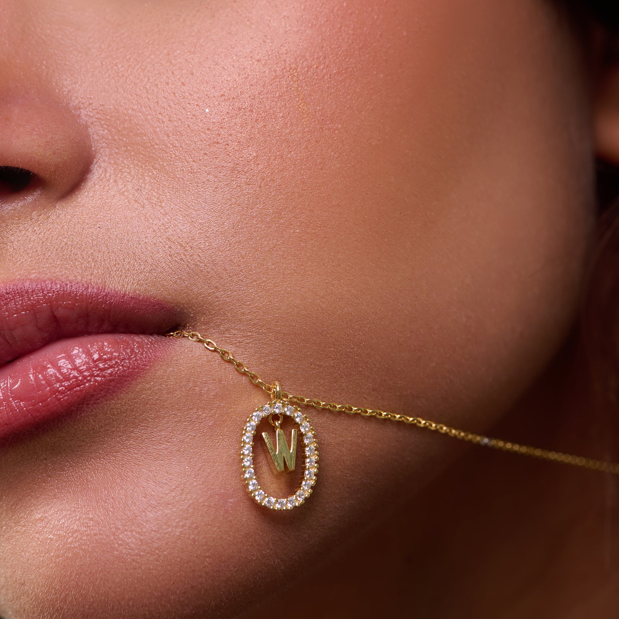 Artsy initials - ARTSY SILVER