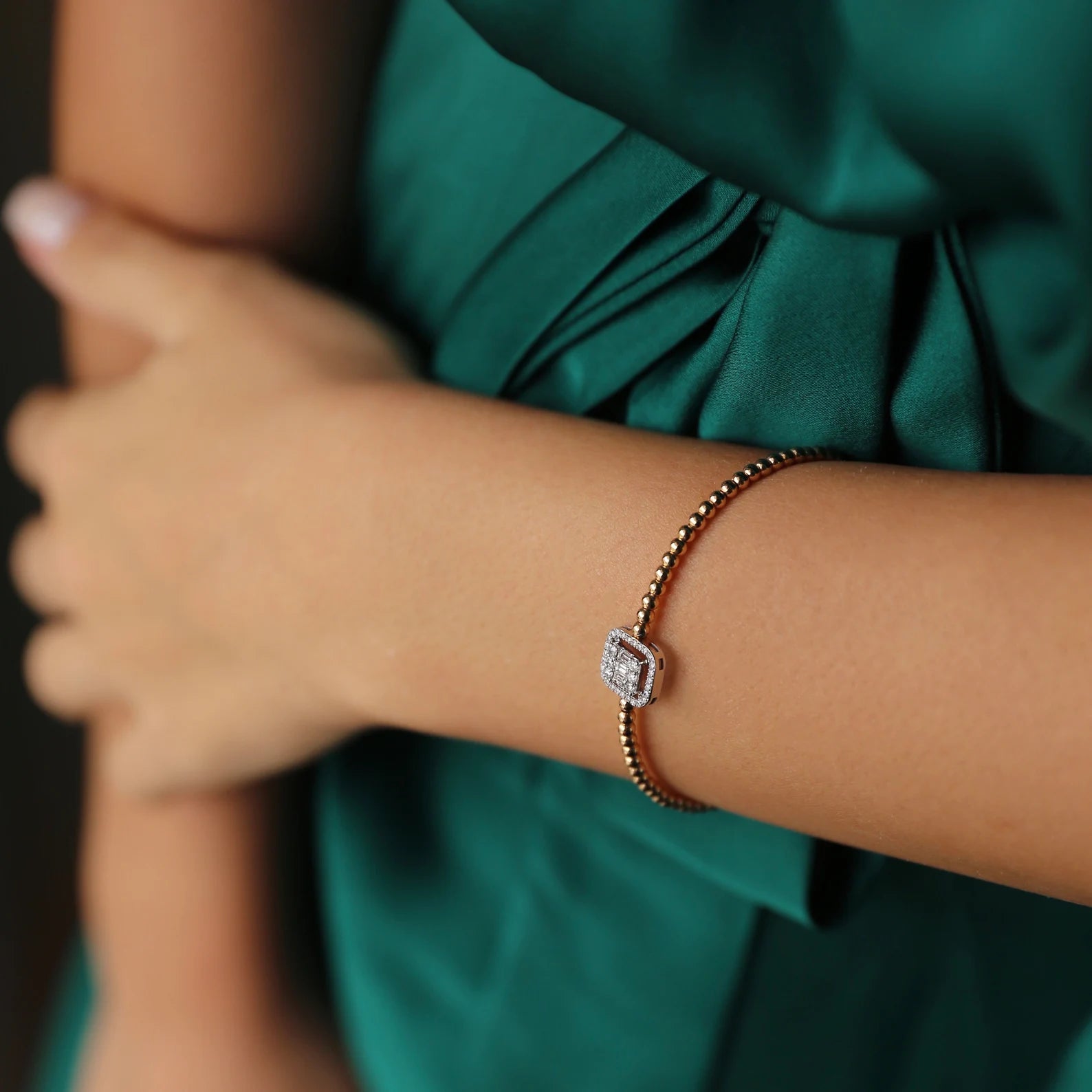 Miss Iconic Zircon Bangle - ARTSY SILVER
