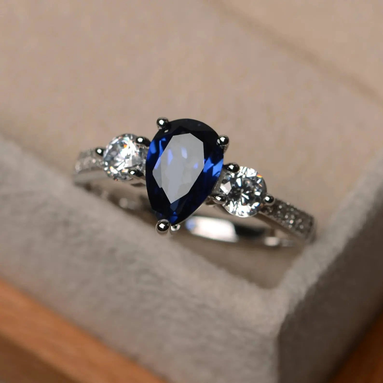 Titanic Blue Sapphire Ring - ARTSY SILVER