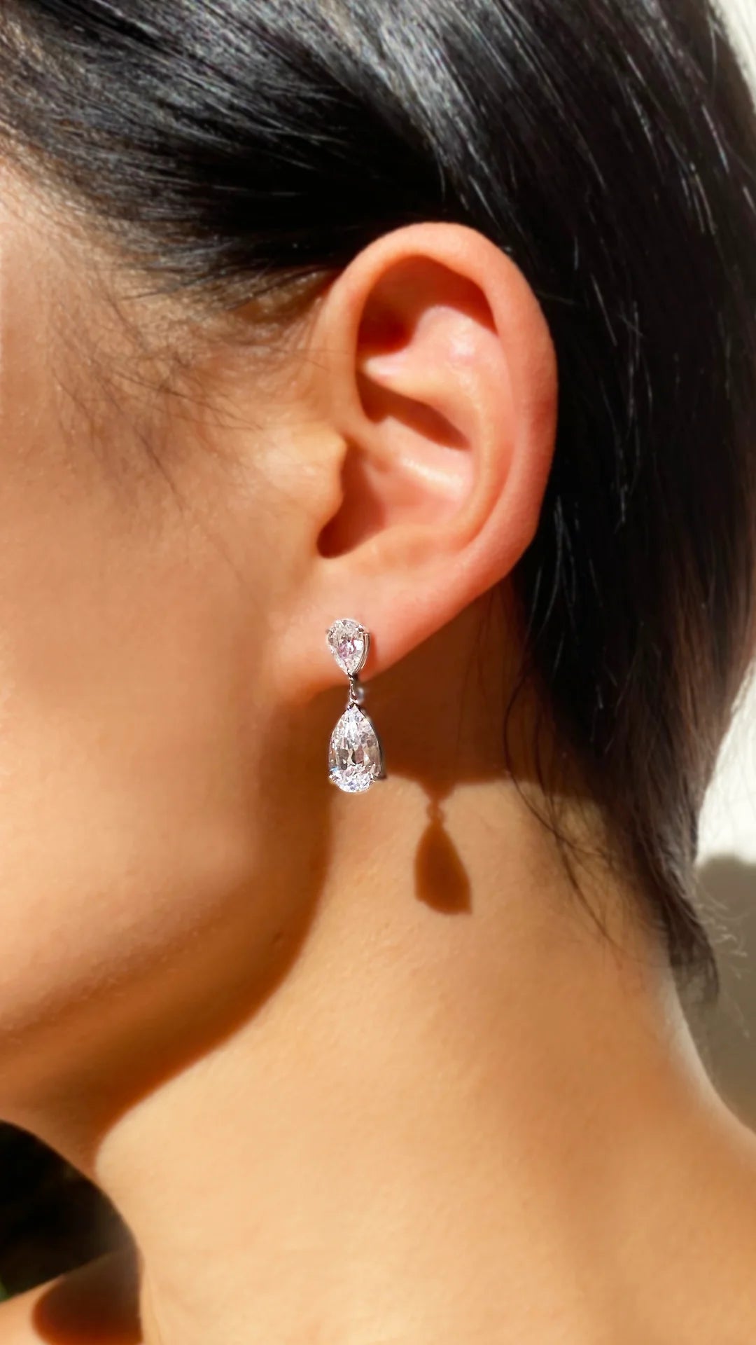 Shiny Zircon Stone Necklace & Earrings Set - ARTSY SILVER