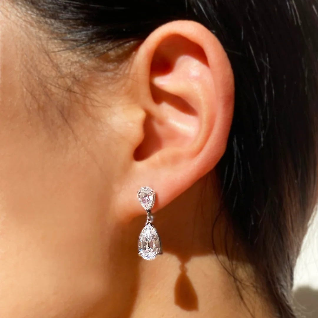 Shiny Zircon Stone Necklace & Earrings Set - ARTSY SILVER