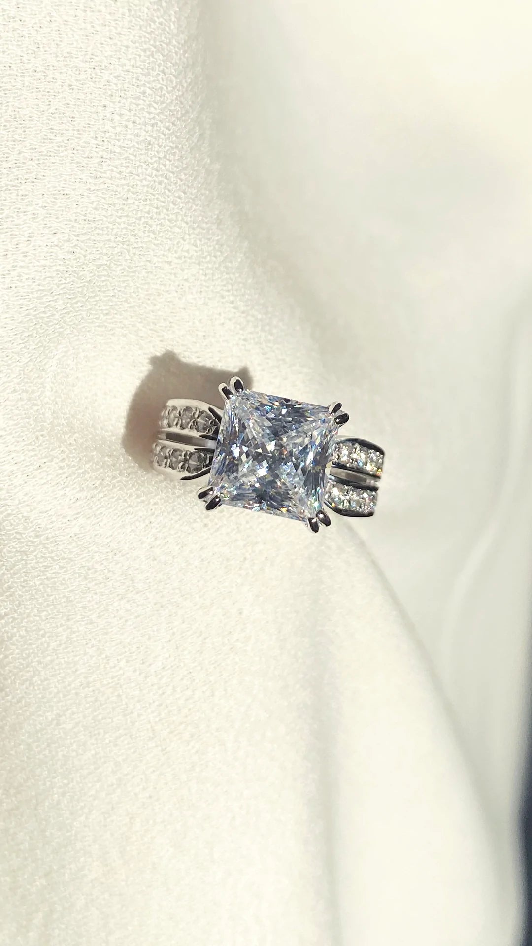 All Eyes On You Zircon Ring - ARTSY SILVER