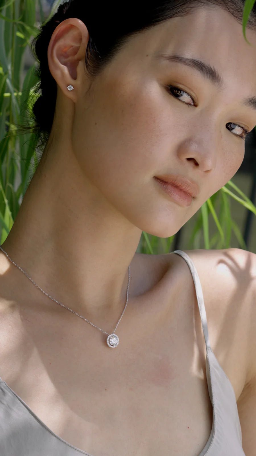 Round Zircon Solitaire Necklace - ARTSY SILVER